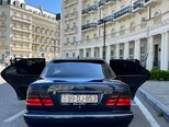 Mercedes E 220-8