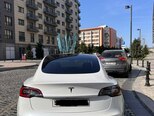 Tesla Model 3-8