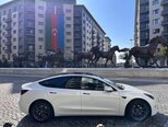 Tesla Model 3-9