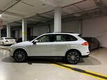 Porsche Cayenne-4