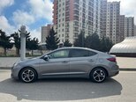 Hyundai Elantra-6