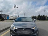Hyundai Elantra-1