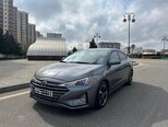 Hyundai Elantra-13