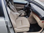 Toyota Avensis-5