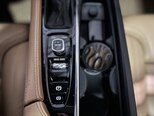 Volvo XC90-24