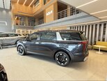 Kia Carnival-3