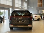 Kia Carnival-4
