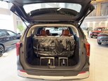 Kia Carnival-7