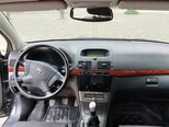 Toyota Avensis-9