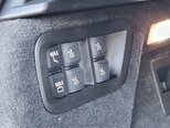 BMW X7-38