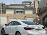 Honda Insight-5