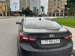 Hyundai Elantra-5