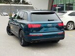Audi Q7-6