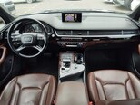 Audi Q7-7