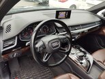 Audi Q7-13
