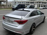 Hyundai Sonata-8