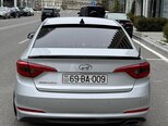 Hyundai Sonata-9