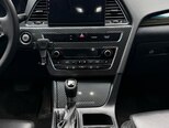Hyundai Sonata-13