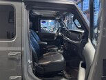Jeep Wrangler-10
