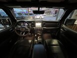 Jeep Wrangler-12