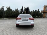 Kia Cerato-7