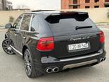 Porsche Cayenne-4