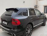 Porsche Cayenne-11