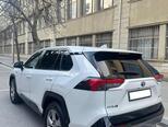 Toyota RAV4-10