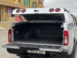 Nissan Navara-5