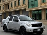 Nissan Navara-4