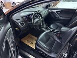 Hyundai Elantra-11