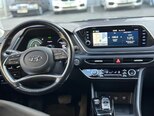 Hyundai Sonata-17