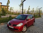 Nissan Tiida-5