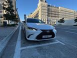 Lexus ES 300h-1