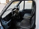 Ford Transit-9