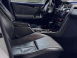 Mercedes E 320-6