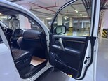 Toyota Land Cruiser-7