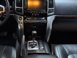 Toyota Land Cruiser-14