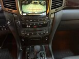 Lexus LX 570-19