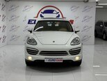 Porsche Cayenne-1