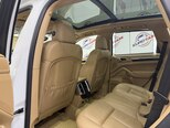 Porsche Cayenne-9