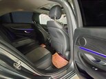 Mercedes E 300-7