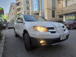 Mitsubishi Outlander-3