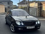 Mercedes E 270-6