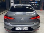 Hyundai Elantra-12