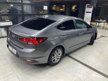 Hyundai Elantra-11