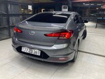 Hyundai Elantra-13