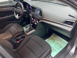 Hyundai Elantra-9