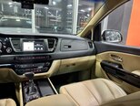 Kia Carnival-20