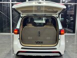 Kia Carnival-10